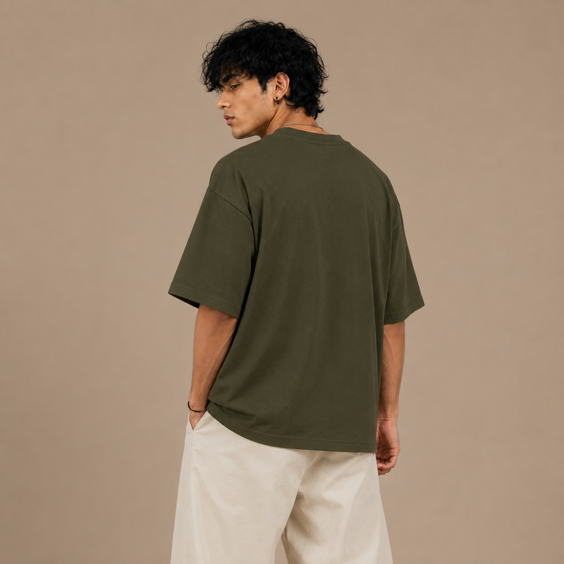Premium Oversized by PULVORA – Olive Still in Olive Green